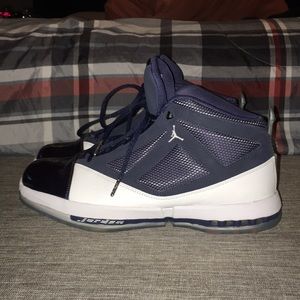 Air Jordan 16 Retro "Midnight Navy"